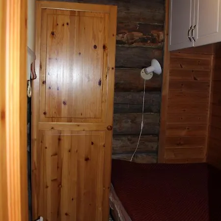 Apartment Saukkolampi 1 *